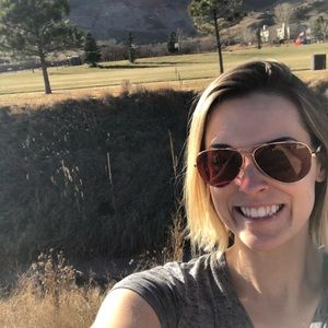 Meet your Posher, Marissa